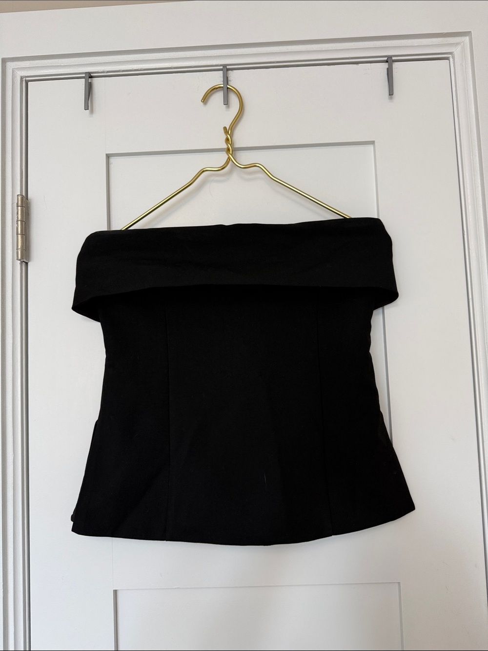 Babaton Strapless Top